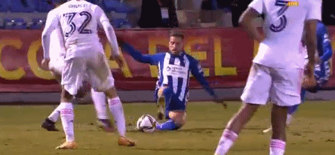 德州扑克后期怎么防风险（德州扑克后期风险控制策略）